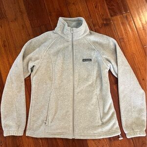 Gray Columbia women’s sweater/jacket